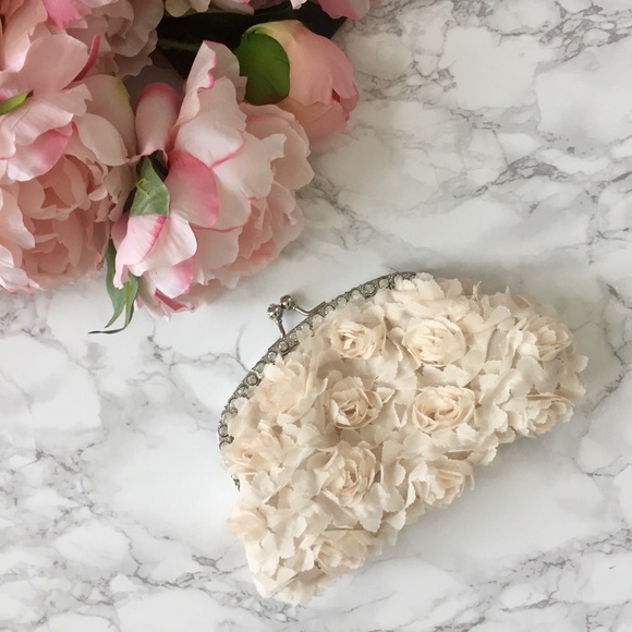 JustFab Handbags - Justfab rhinestone rosette clutch